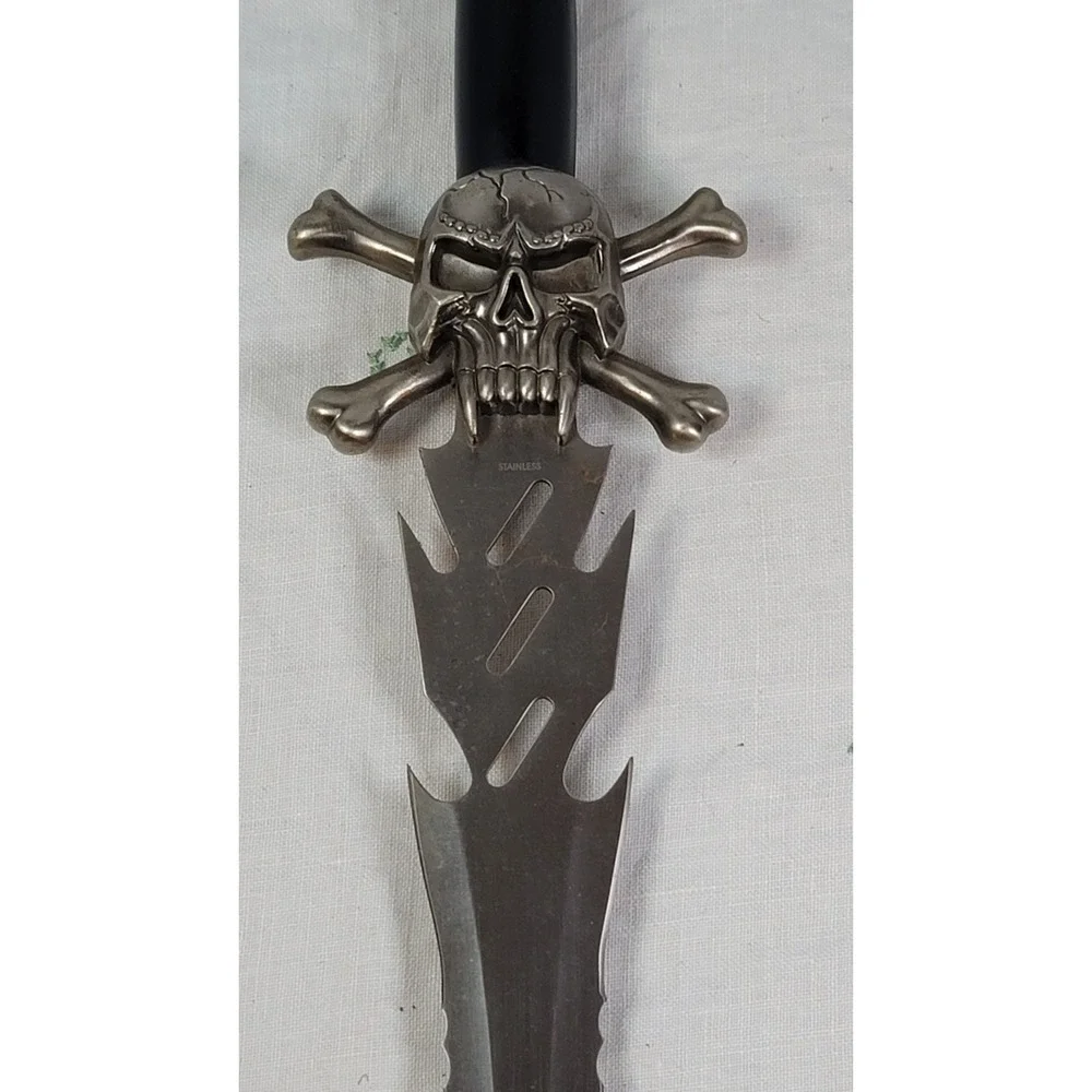Badass 22 Inch 440 Stainless Steel Skull & Bones Gothic Dagger, Sword, Knife